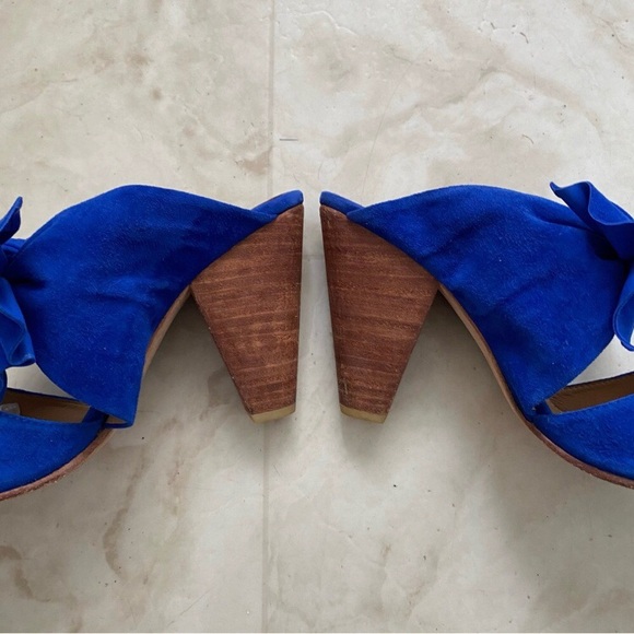 $550 Ulla Johnson Lucia Blue Suede Bow Pointed Toe Block Heels Mules size 9.5 - Picture 8 of 13